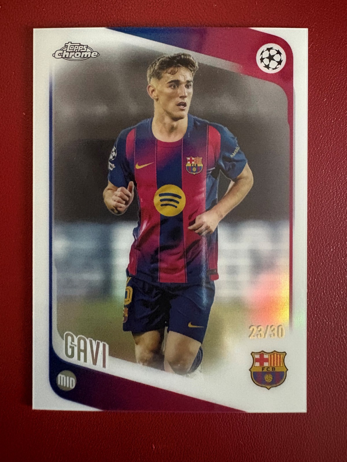 2025-26 Topps Chrome UCC Gavi White Refractor /30 Barcelona Spain