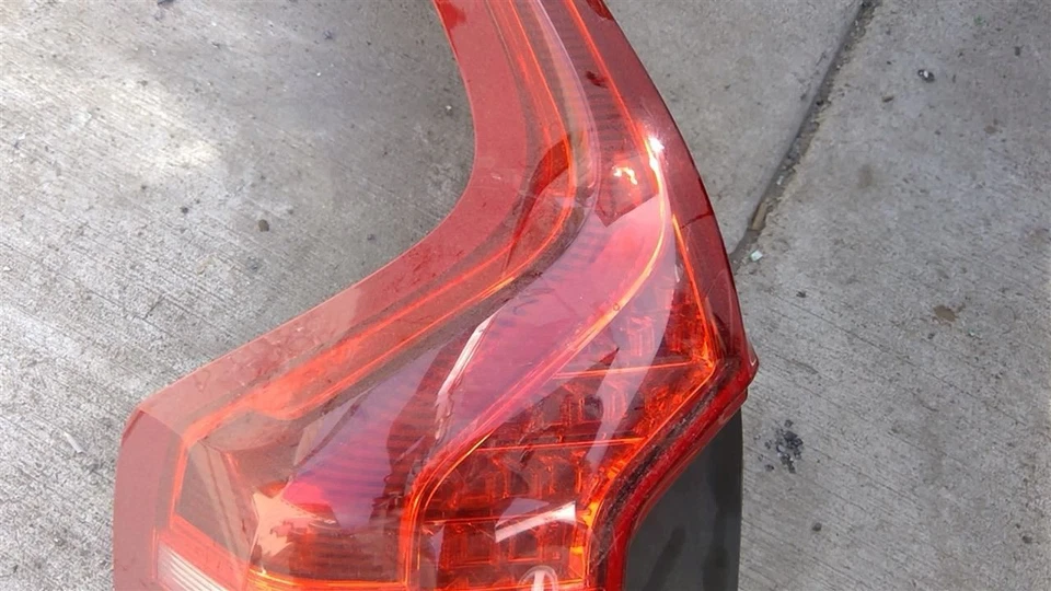 Driver Left Tail Light Fits 16-22 VOLVO XC90 649637 - Image 4 of 4