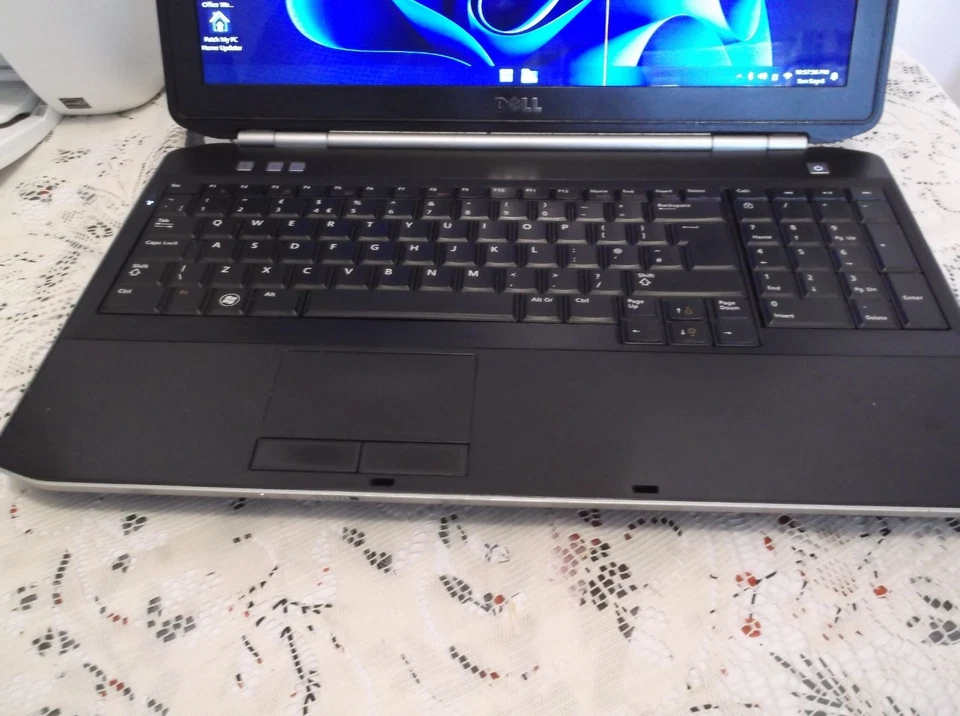 Dell Latitude E5520 · i3-2350M · 6GB · 120GB, photo 4 of 5