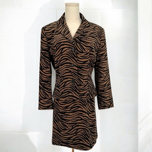90s VTG Cache Rhinestone Embellished Animal Print Mini Skirt & Blazer Suit Set