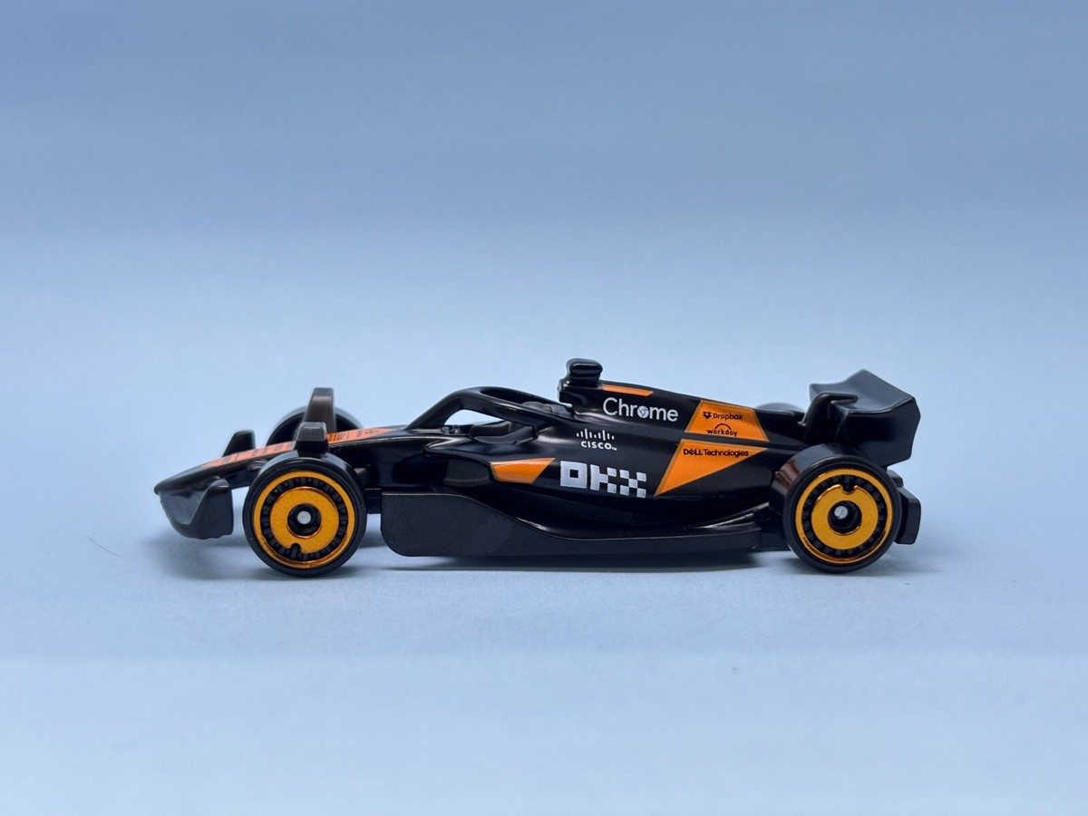 ホットウィール McLaren Formula 1 Team (#4) 2025 Hot Wheels F1 Premium McLaren Formula 1 Team #4 Lando