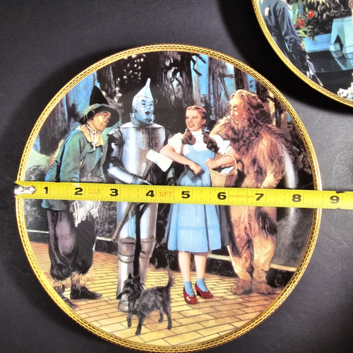 WIZARD OF OZ Plates 50th Anniversary "OFF TO SEE WIZARD" & "KING OF THE FOREST" - Picture 21 of 22