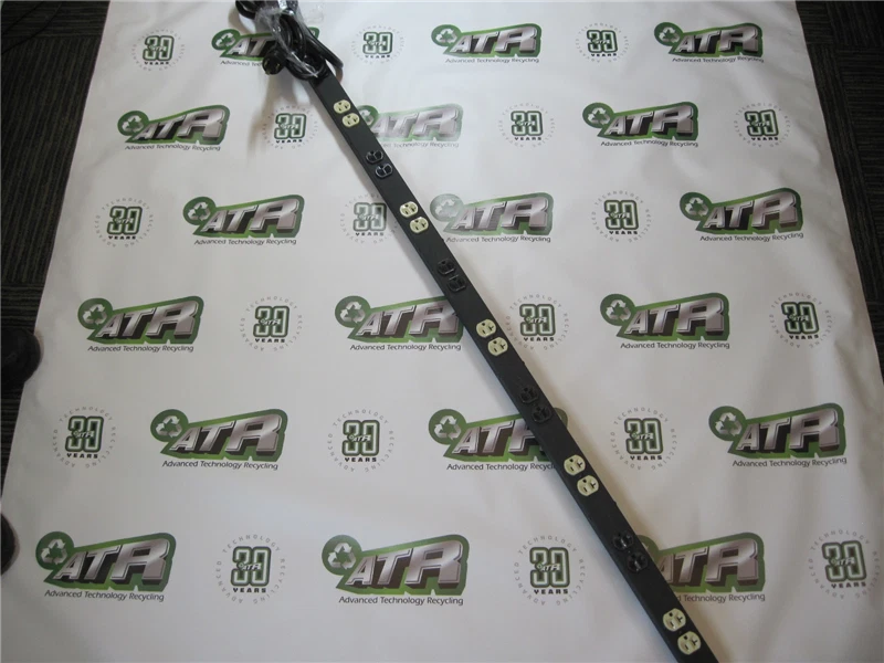 Geist Manufacturing VRTDCN200-10310TL 30A Power Strip with 20 Outlets - Image 2 of 4