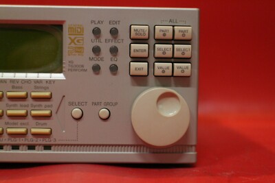 USED YAMAHA MU-128 Sound Module Tone Generator from Japan U1285