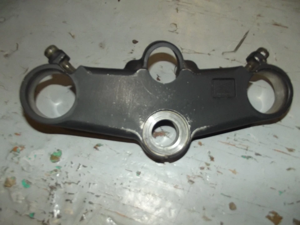 OEM 1995 - 1998 CBR600F3 HONDA Top Fork Bridge ( top triple ) 53300-MAL-600 GOOD - Image 4 of 4