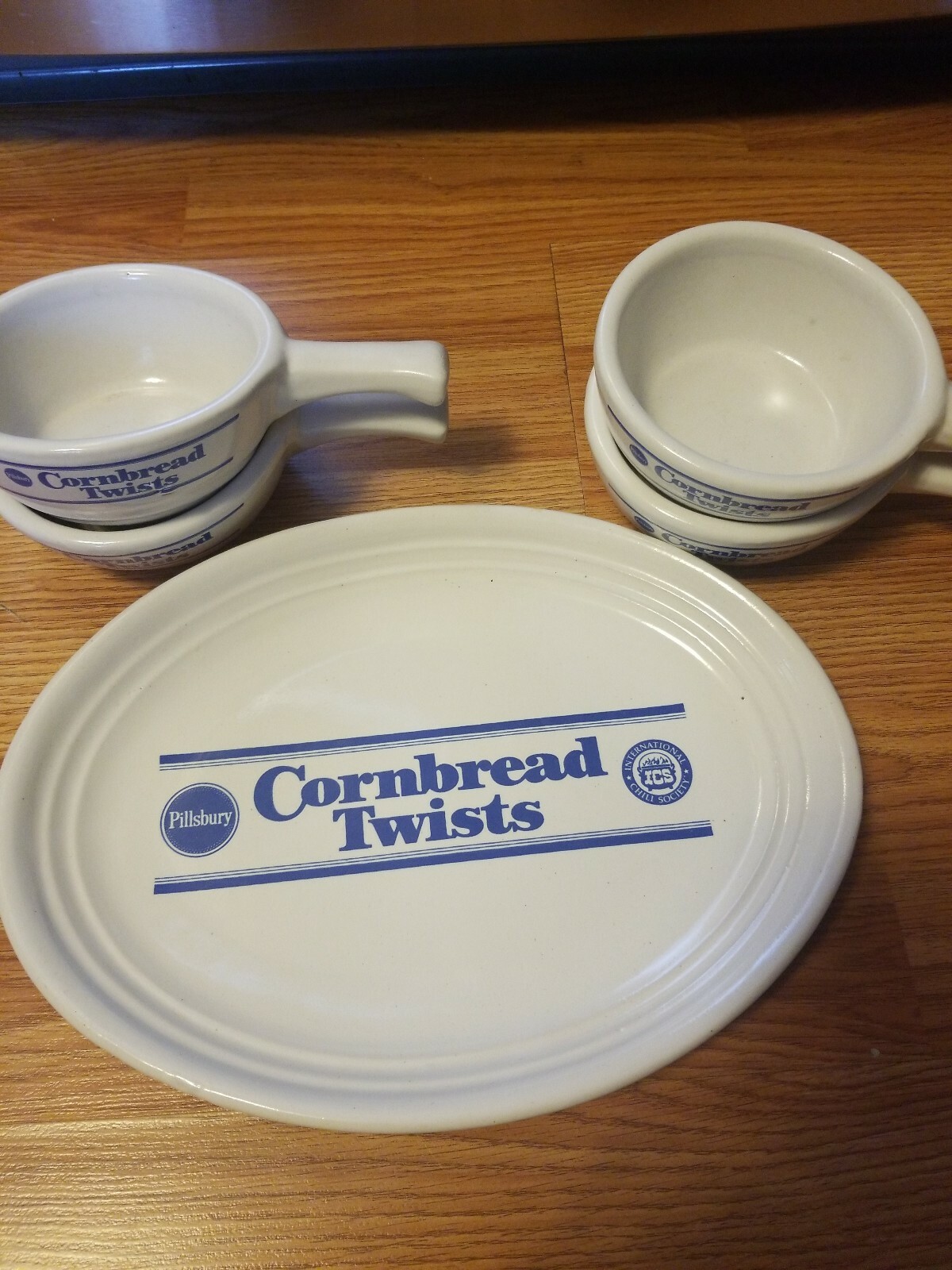 Pillsbury Cornbread Twists International Chili Society Ovenproof eBay