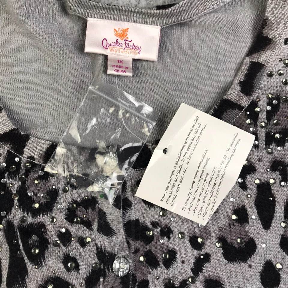 Quacker Factory Sweater Womens 1X Gray Leopard Rhinestone Button Up Cardigan NEW - Image 4 of 4