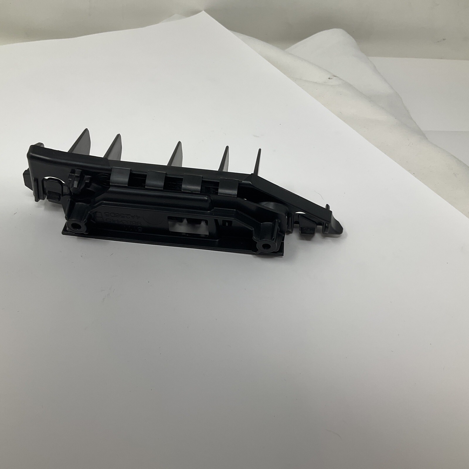 Bumper Guide, Left Upper Inside 51119883445,4A256D5 OEM Genuine  