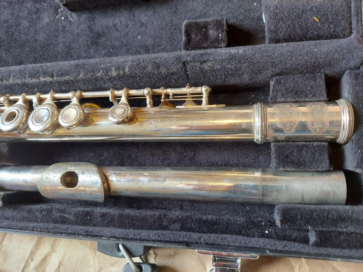 YAMAHA ヤマハフルートYFL261SⅡ 71B81Z4F9hL._UF350,350_QL50_.jpg