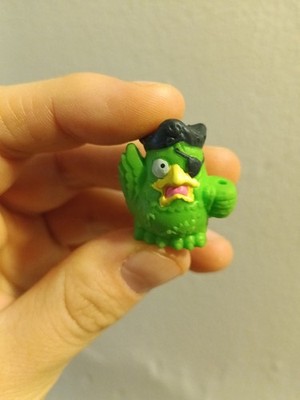 Grossery Gang Series 5 Time Wars Putrid Pirates Putrid Parrot