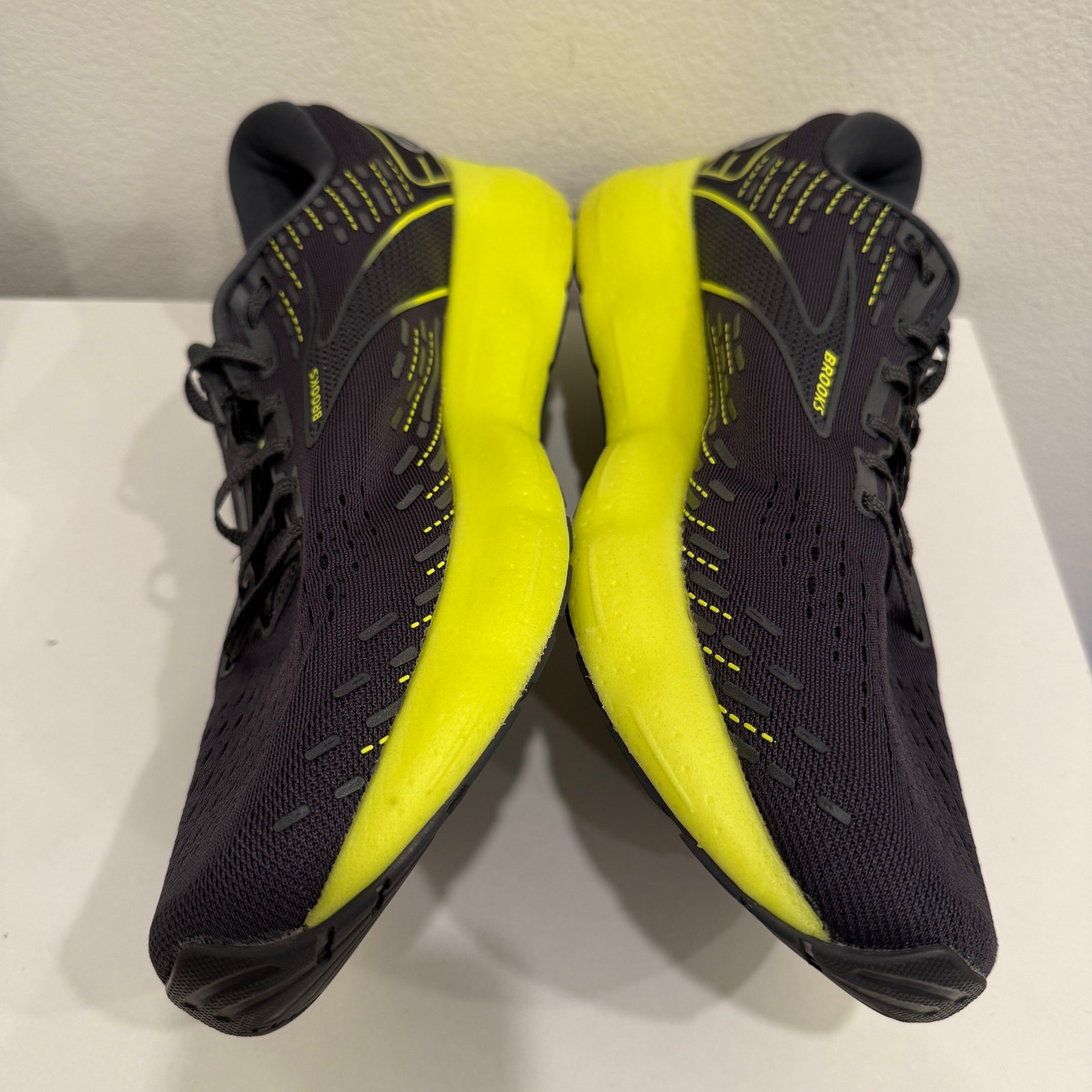 Brooks Mens Glycerin 20 Size 13D Gray/Yellow Running Shoes Sneakers Athletic thumbnail 5