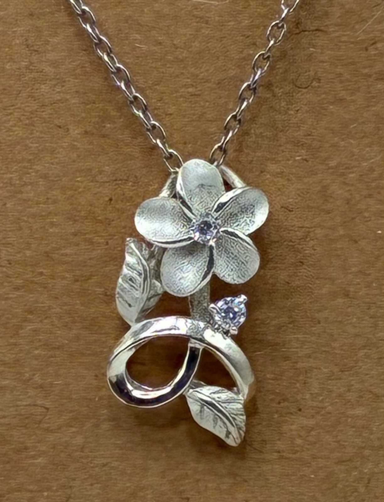 Sterling Silver 925 Floral Flower w/ CZ Pendant & 18” Chain Necklace Marked K