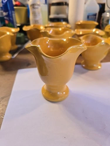 Bauer Matt Carlton Miniature Ruffle Rim Vase 3.75" Tall Mint