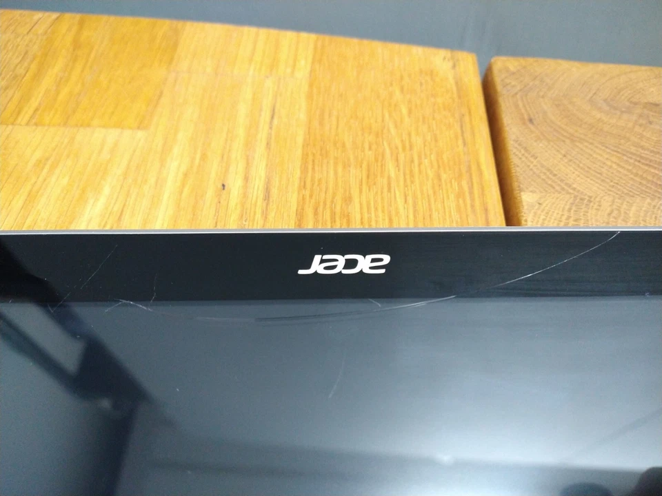 ACER Iconia Tab A3-A10 16GB White Wi-Fi Android Tablet *Cracked Screen* - Image 3 of 4