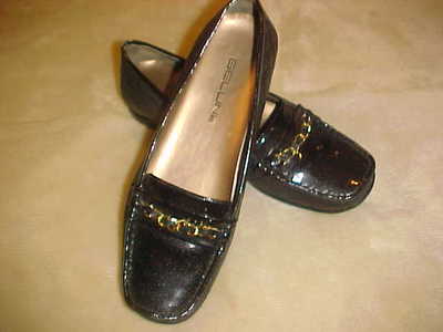NEW WOMANS BLACK BELLINI LOAFERS STYLE BOLOGNE  FANCY TOE WITH ACCENT SIZE 7W