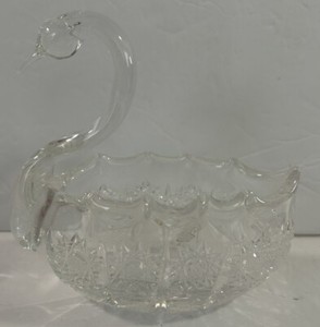 VTG Bohemia Crystal Swan Pinwheel Pattern Candy Dish Trinket Bowl 6x3x5” Czech