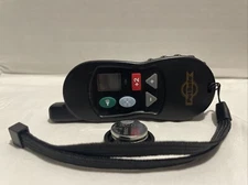 PetSafe RFA-528 Dog Vibration Remote Trainer Transmitter NEW BATTERIES 