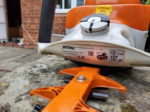 Stihl HS56 C-E 24" Doppelseitige Heckenschere/Schneider ++OHNE RESERVE++ - Bild 8 von 12