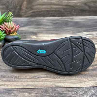 NIB Bzees Rosie 8M Comfort Slip On Shoes Flats Loafers Wine  display picture 1