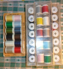 MIXED LOT 36 SMALL SPOOLS OF POLYESTER THREAD VINTAGE PLASTIC SEWING STORAGE BOX