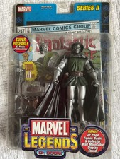 2002 TOY BIZ MARVEL LEGENDS SERIES 2 DR DOOM DOOMBOT VARIANT with COMIC BOOK