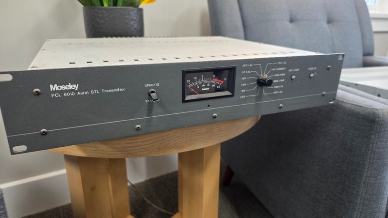 Moseley PCL 6010 Aural STL Transmitter Tested - TX: 946.500 MHz