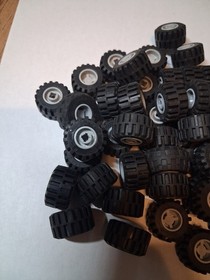 B-1 Lego Lot 44 Light Bluish Gray Wheel Offset Tread 6014bc01 4891 7743 7733