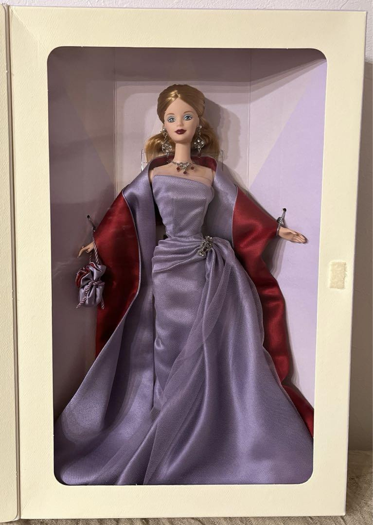 Vera Wang Barbie 1998 Hollywood Collection Wine Red Dress Vera Wang Barbie 1998 Hollywood Collection Wine Red Dress