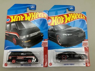 TARGET Limited Edition / Toyota Van / Audi RS E-TRON GT
