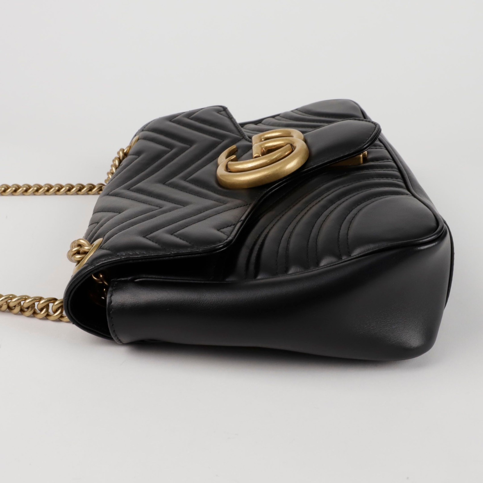 Gucci Medium GG Crossbody Bag 443496 - Stylish Shoulder Bag image 3
