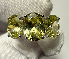 Three Stone Ring - Green Yellow Oval Gemstones - Size 7 - 325 Stamp