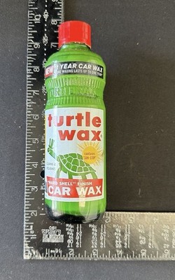 Vintage Turtle Wax Hard Shell Finish Car Wax Bottle Green Glass Display 