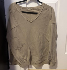 New In Womens Beige Knit V-Neck Long Sleeve P...