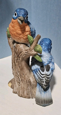 Vintage Lefton China Nest Egg Collection 02203 Figurine Porcelain 