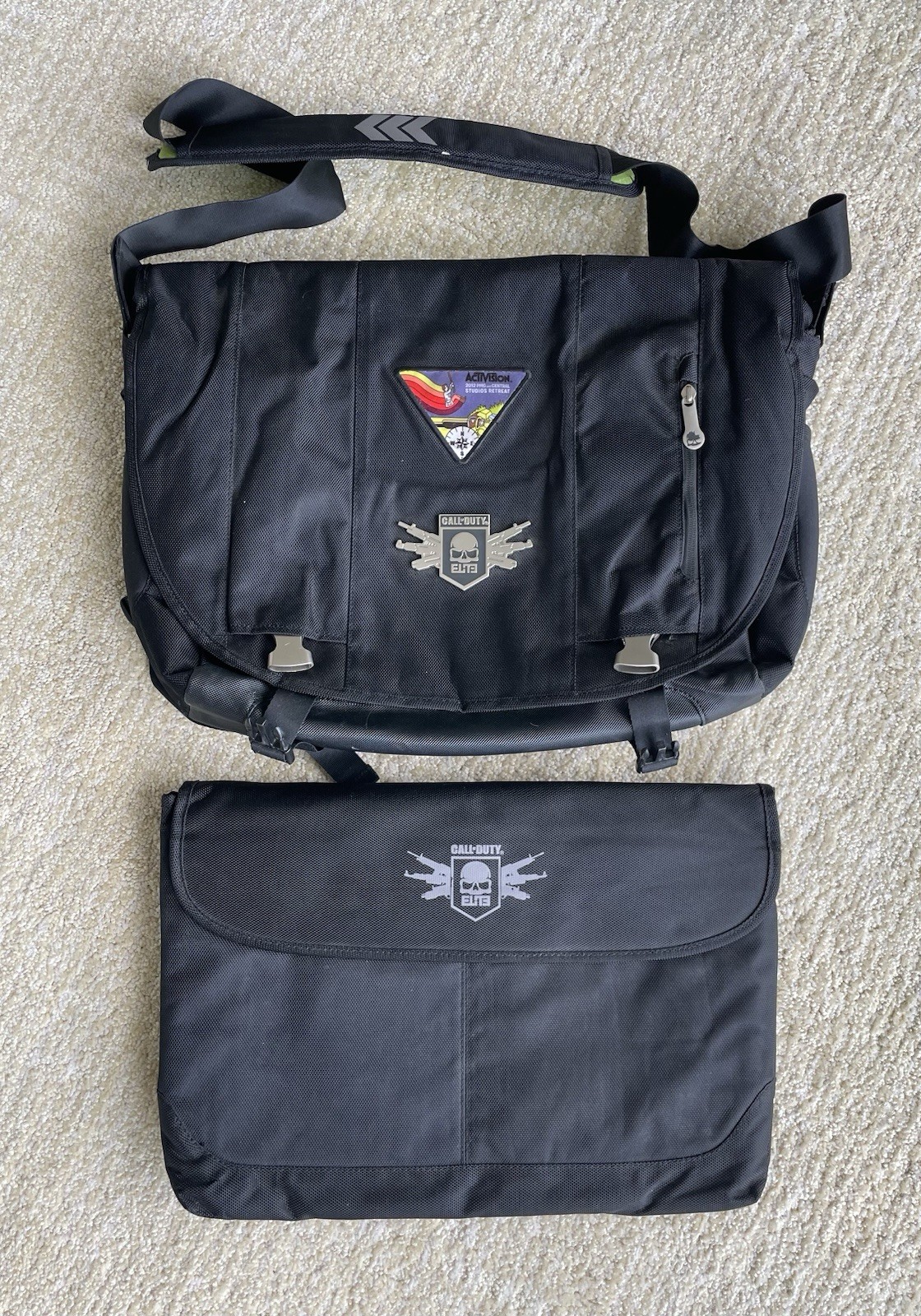 Activision 2012 PMO Retreat Call of Duty Elite Messenger Bag + Sleeve Employee