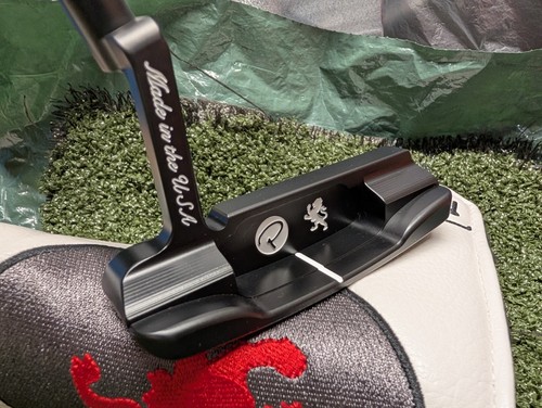 PIRETTI CUVIO MIDNIGHT BLACK SERIES 303SS USA MILLED 365G 35" RH PUTTER + HC - Bild 15 von 24