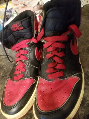1985 Original Nike Air Jordan 1 Black & Red Sneakers Size 6 1/2