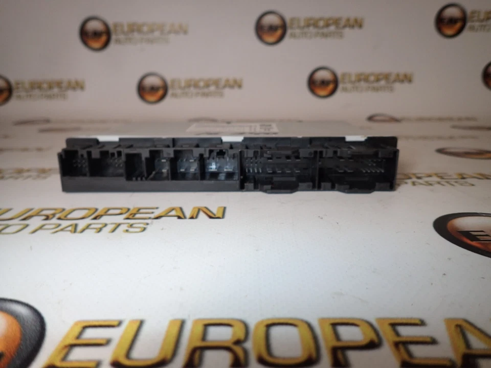 2016 BMW F30 340i - LEFT FRONT SEAT Control Module 9371130 - Изображение 2 из 2