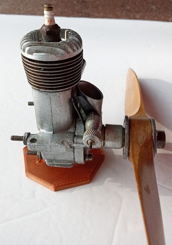 Vintage O&R (Ohlsson & Rice) 23 (?) GLOW Model Airplane Engine - Picture 11 of 18