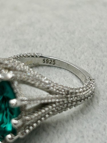 Vintage Sterling Silver Green Glass Cocktail Ring Vintage Size 9.75 Wt 12 Gm - Picture 5 of 22