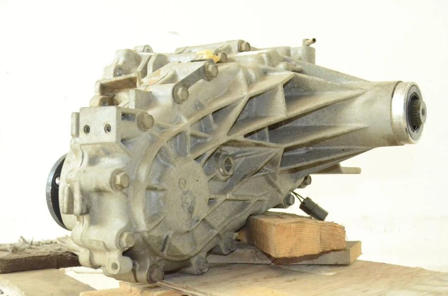 Nissan Pathfinder SE 2004 4x4 conjunto de caja de transferencia automática Foto 3 de 4