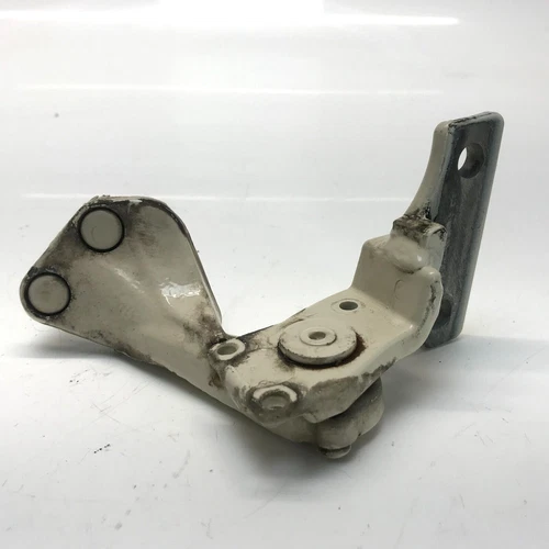 VW Beetle convertible LEFT upper door hinge 2003 - 2010 UK Pas N/S 1C0831401