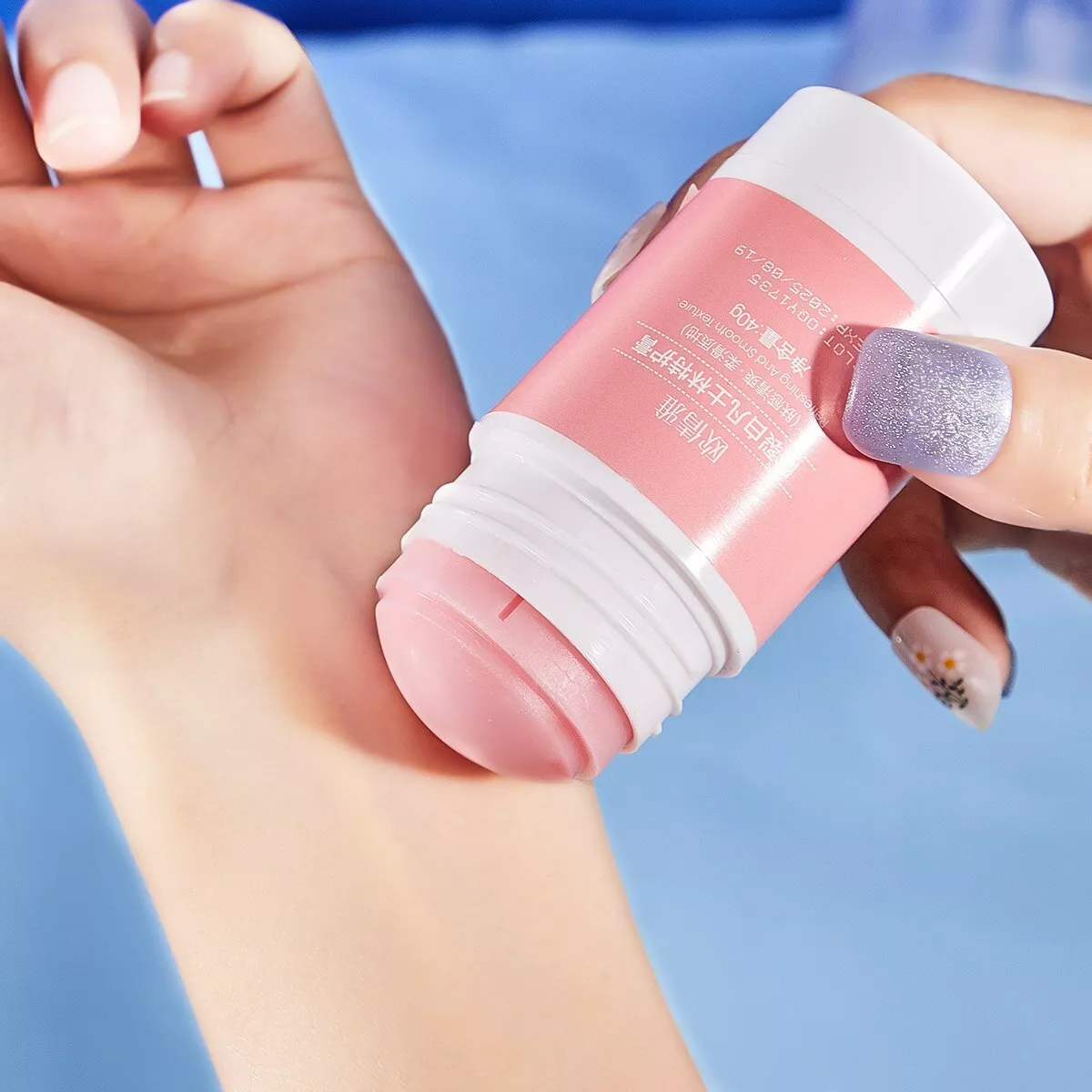 Vaseline Peach Body Care Moisturizing and Anti cracking Hand and