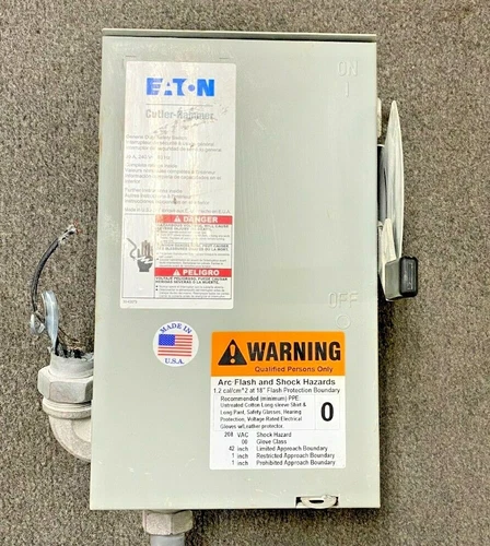 EATON CUTLER-HAMMER DG321VRB GENRAL DUTY SAFTEY SWITCH