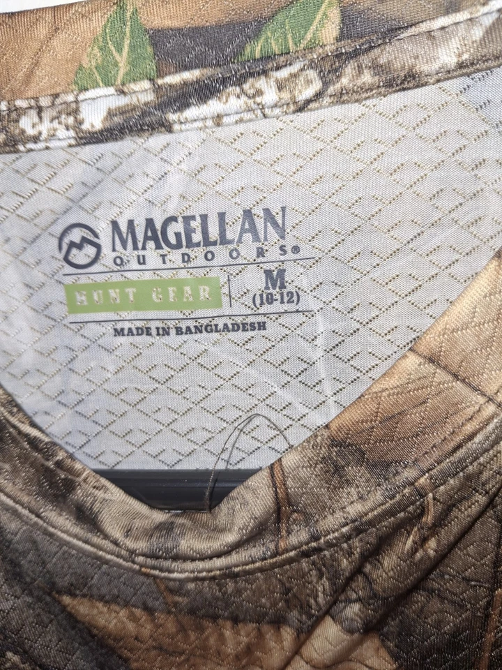 Magellan Outdoors Shirts (TWO)  Medium Camouflage Long Sleeve Realtree PLZ READ - Image 4 of 4