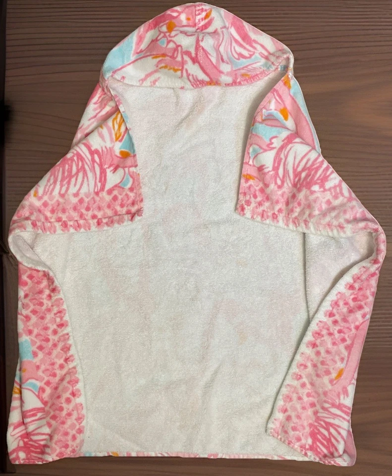 Lilly Pulitzer x Pottery Barn Kids Hooded Towel Flamingo 23" x 32" Beach Cotton - Image 2 of 4