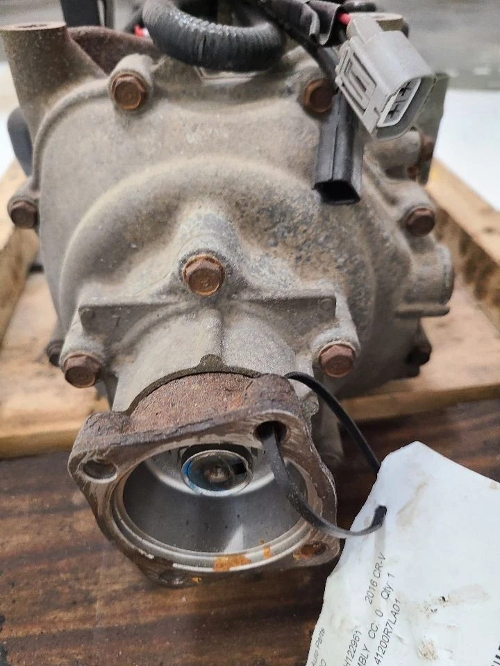 2015-2016 HONDA CR-V Carrier Rear Axle 41200R7LA01 15-16 - Image 4 of 4