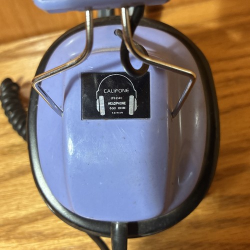 Califone Blue Headset (2924C) 600 Ohm Headphones (5M) - Picture 3 of 6