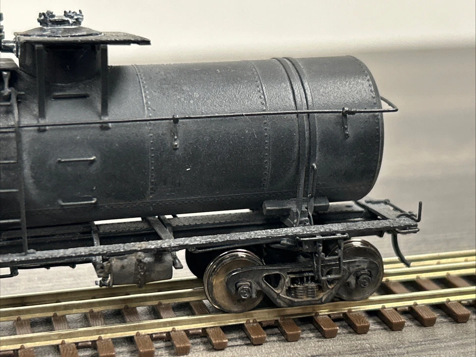 Overland Models HO Brass OMI-1306 D&RGW Auxiliary Water Car #X9022 *Weathered - Image 4 of 4