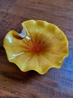 Murano Cased Glass Bowl Shell Form White Gold Aventurine Flakes Ruffled Edge Vtg